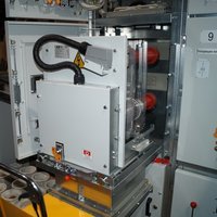 Выкатной элемент КРУ серии КА-10С (одностороннего и двухстороннего обслуживания)