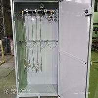 баллонные рампы в шкафном исполнении